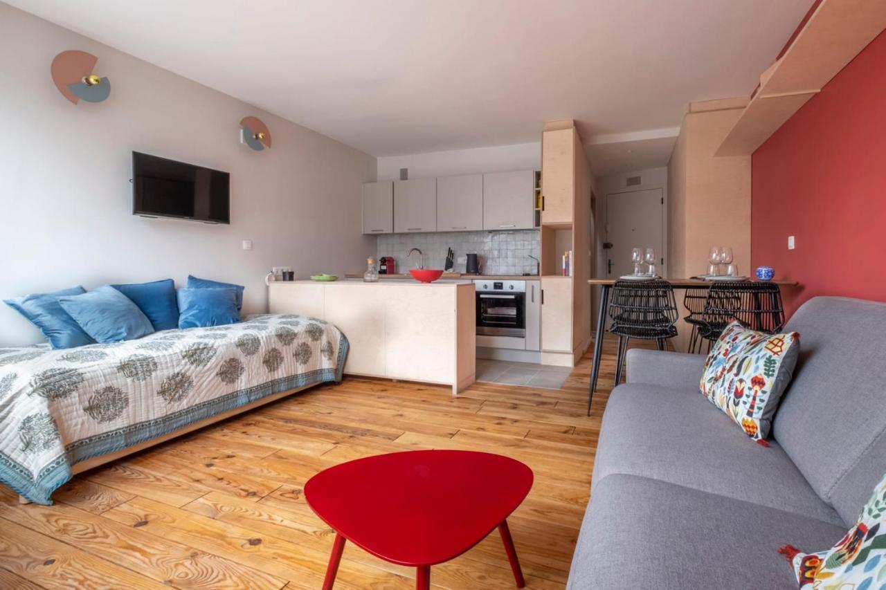 Modern Studio With Mont Blanc View And Pool Chamonix Zewnętrze zdjęcie