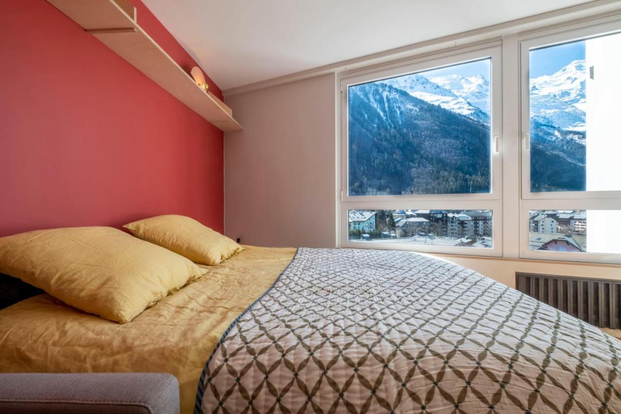 Modern Studio With Mont Blanc View And Pool Chamonix Zewnętrze zdjęcie